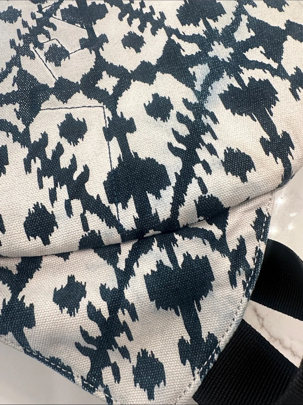 KAVU Rope Original Sling Bag Cream & Teal Print Backpack Crossbody Pockets